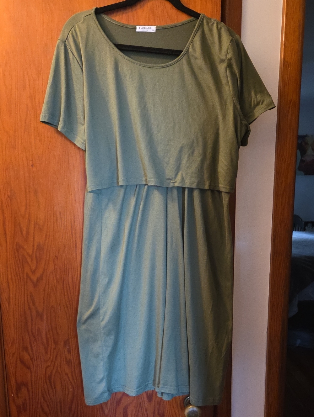 Ekouaer Olive Green Short-Sleeve Nursing-Friendly Midi Dress